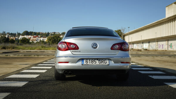 Volkswagen Passat CC - Imagen 10