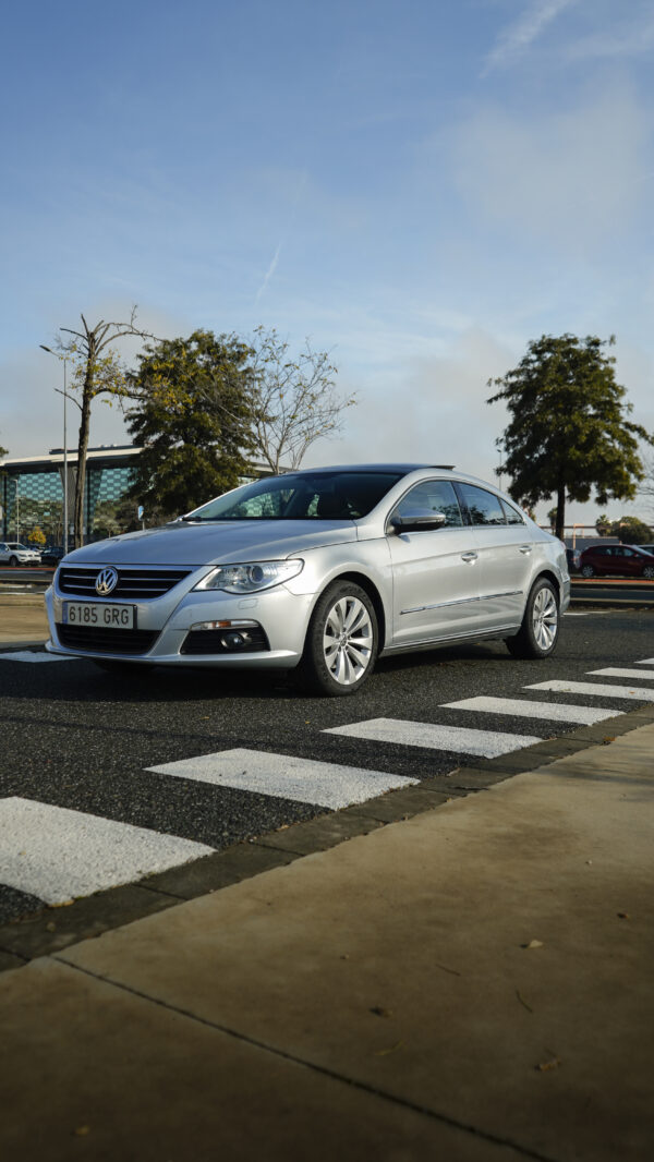 Volkswagen Passat CC - Imagen 17