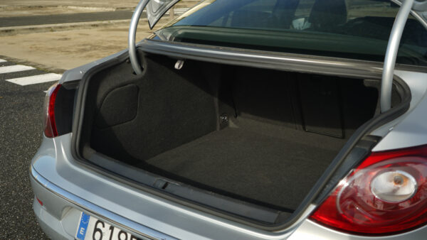 Volkswagen Passat CC - Imagen 24