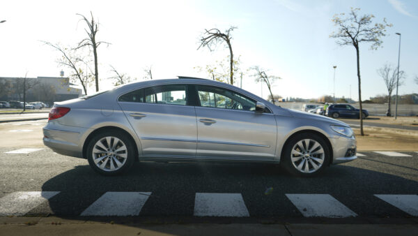 Volkswagen Passat CC - Imagen 6