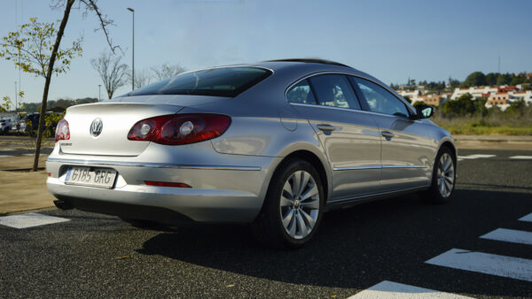 Volkswagen Passat CC - Imagen 8