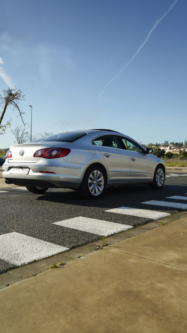 Volkswagen Passat CC - Imagen 9